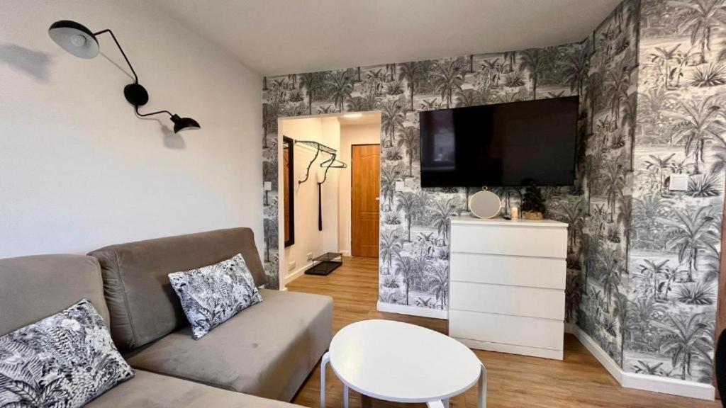Apartamenty Izerskie Gorska 8 - Blisko Park I Dom Zdrojowy Oraz Wyjscie Na Sky Walk Świeradów-Zdrój 외부 사진